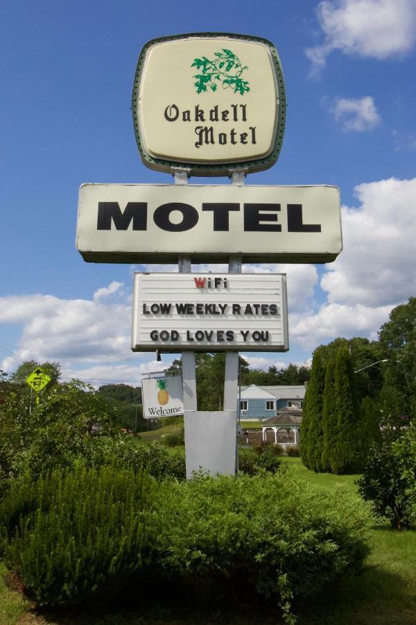 Oakdell Motel Waterford Ct Exterior photo